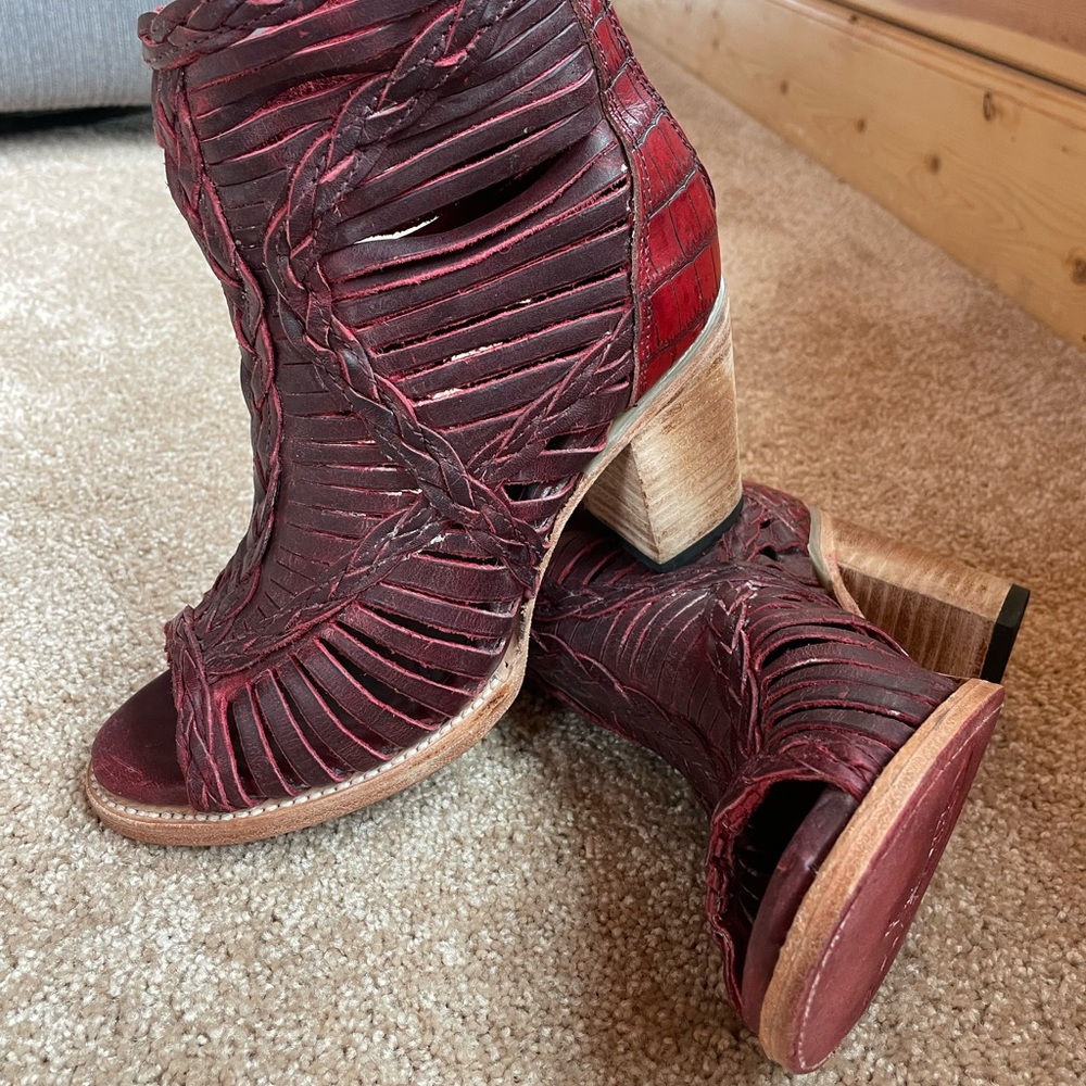 RED peep toe booties!